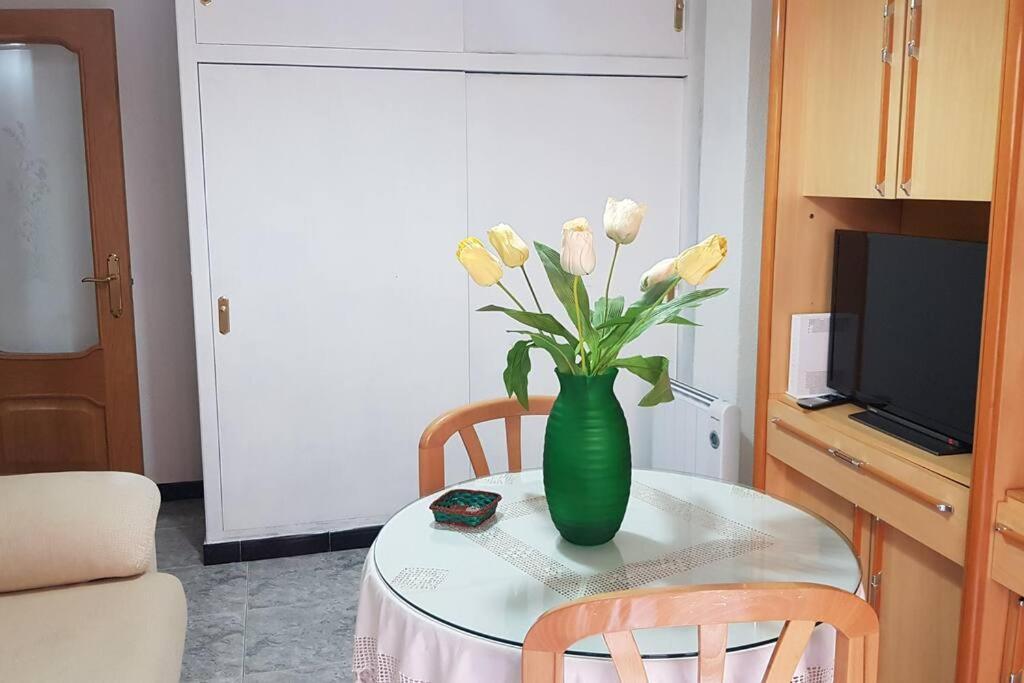 Apartamento Armonía:céntrico, tranquilo y acogedor Elda Exterior foto